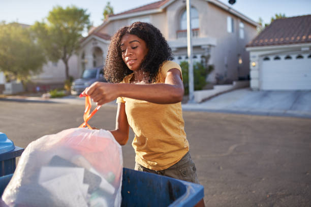 Best Commercial Cleanout Services  in West Modesto, CA